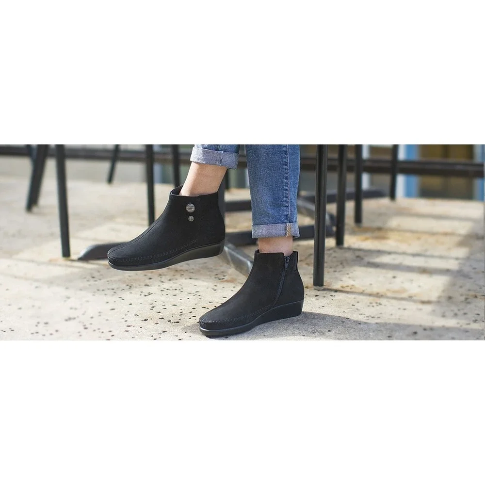 SAS Jade Ankle Boots‎ Women 10.5W EUC $245 Leather Suede Side-zip Comfort Tripad